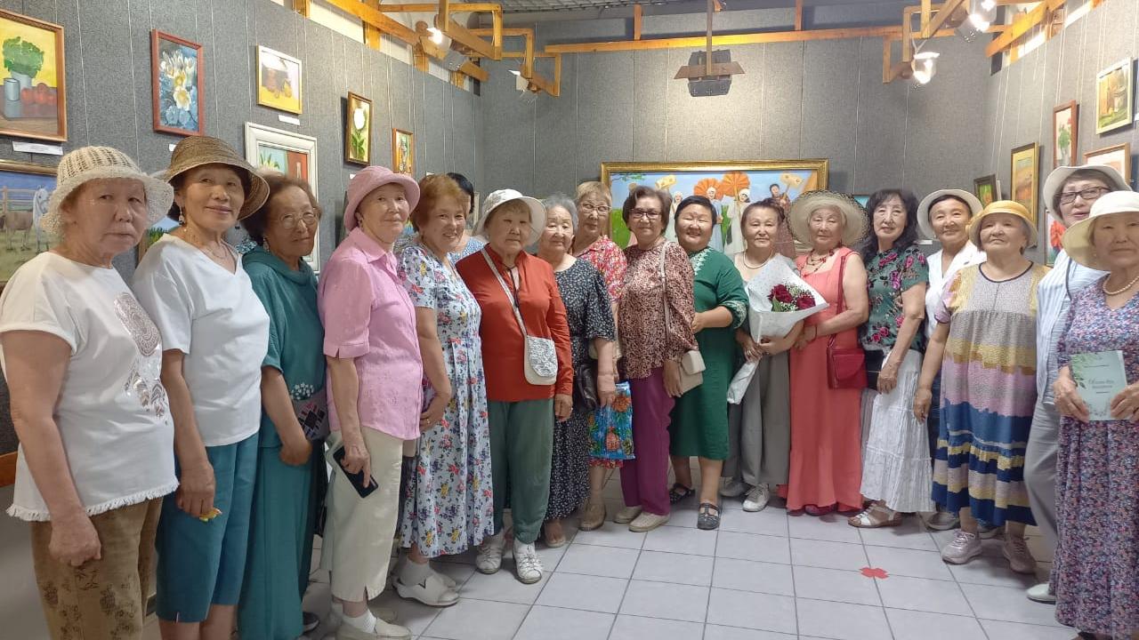 В 