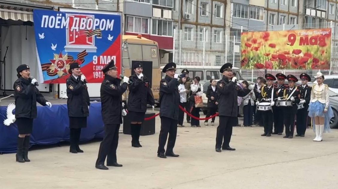 Ежегодная Всероссийская патриотическая акция «Поём двором»